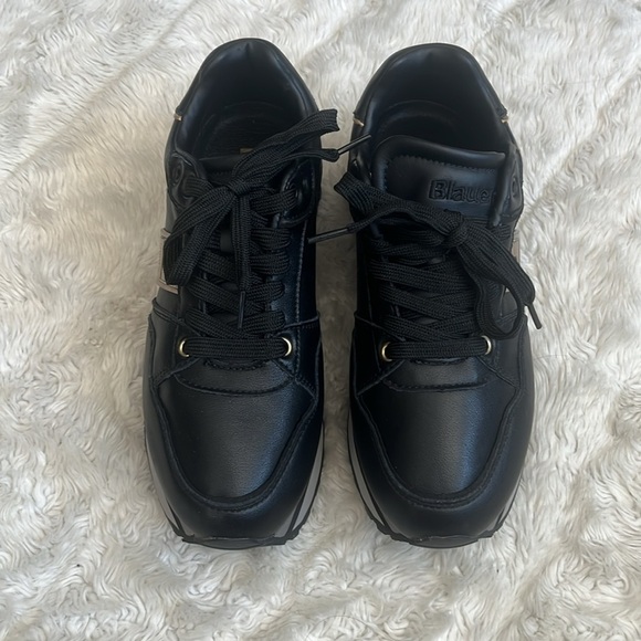 Blauer Black, Gray, with Gild hardware Woman’s Fashion Sneaker size 6.5 - Picture 3 of 4